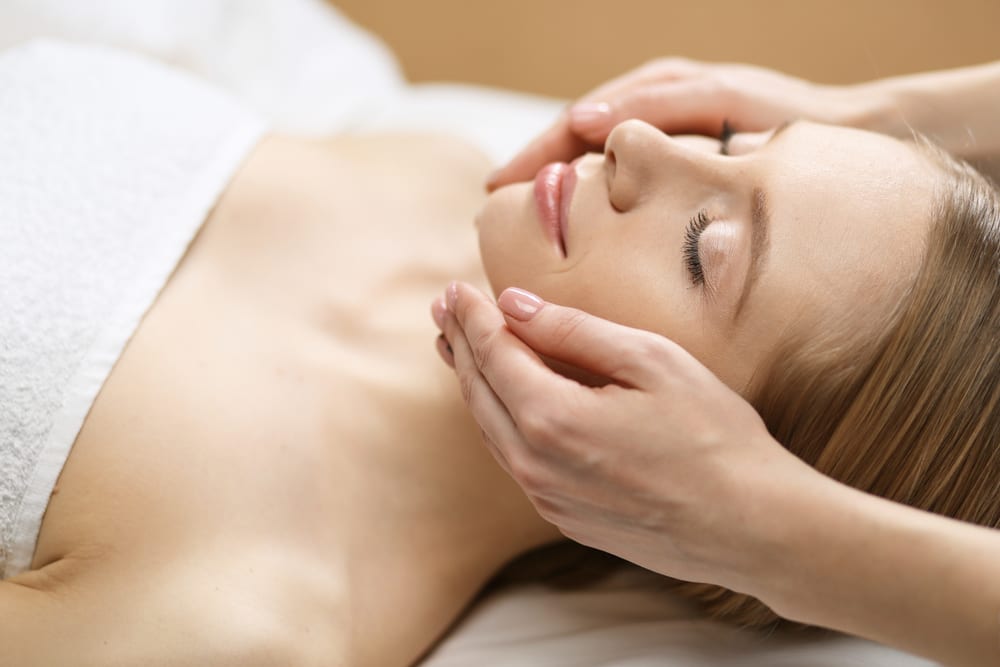 Manual Lymphatic Drainage Treatment