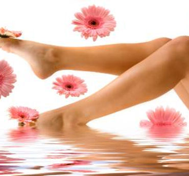 Gentle waxing services at Eden Organics Salon & Spa
